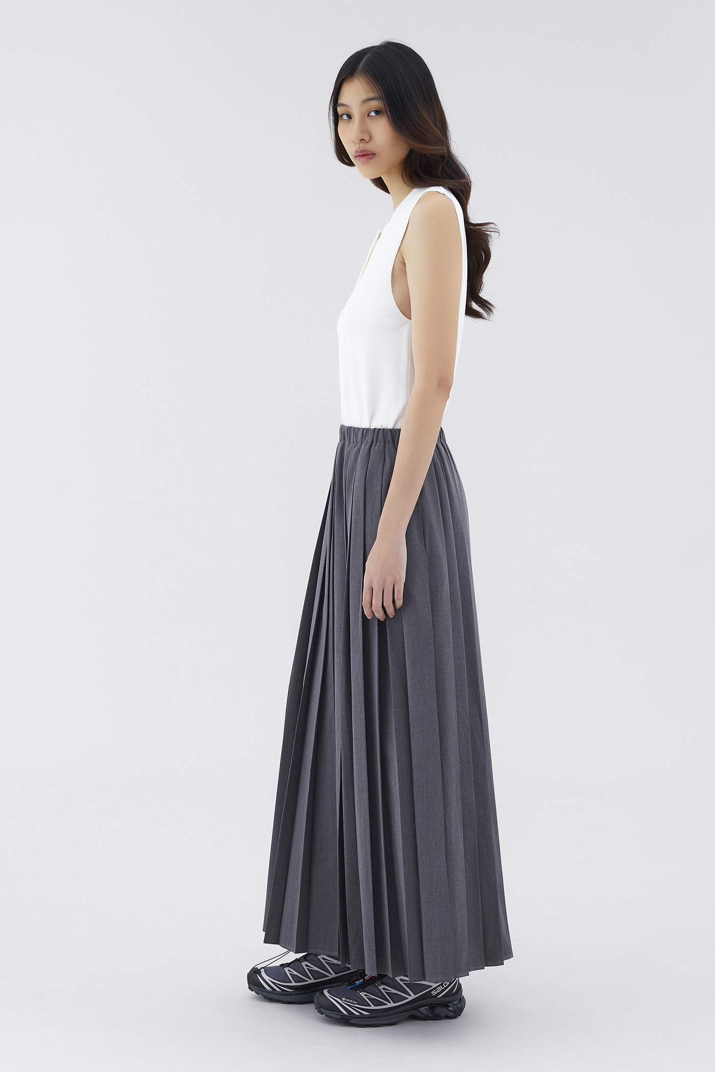 Avara Relaxed Pleated Skirt The Editor s Market