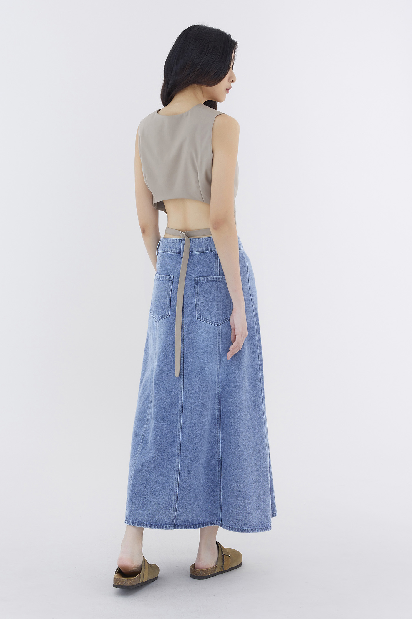 Hayleigh Mid-Rise Denim Flare Skirt | The Editor's Market