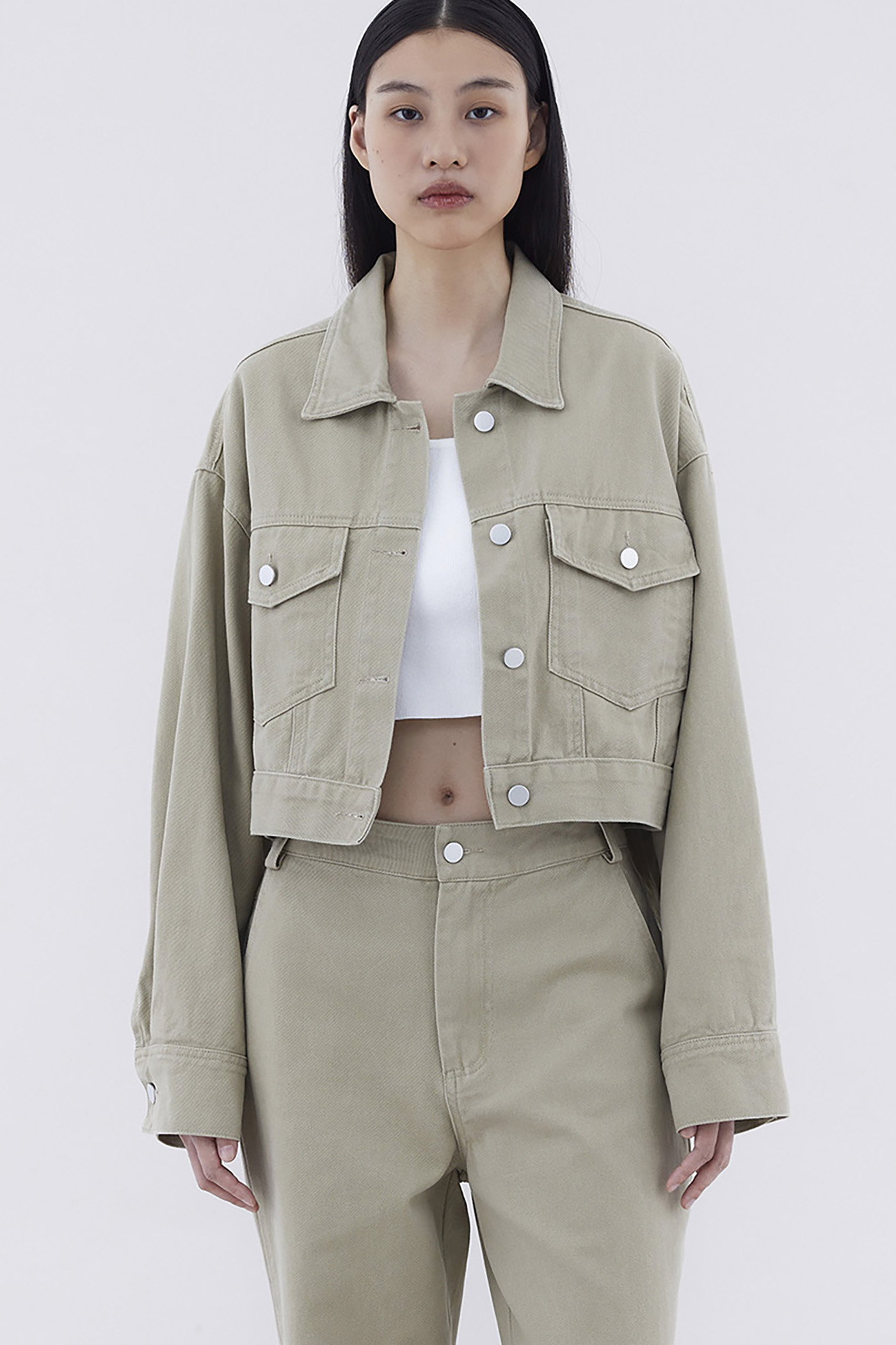 Cropped cut denim jacket 2025