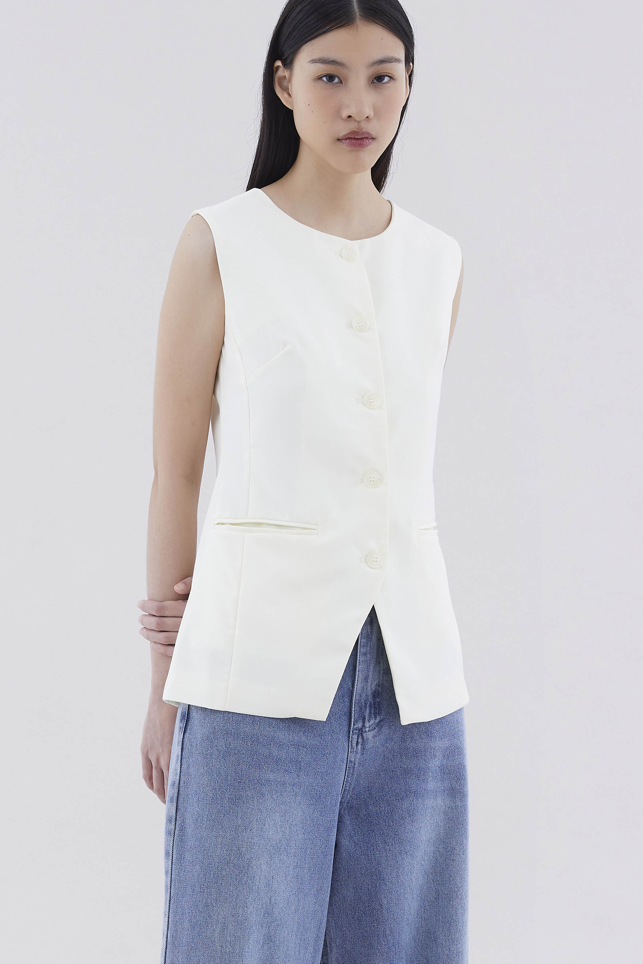 Romele Round Neck Waistcoat The Editor s Market