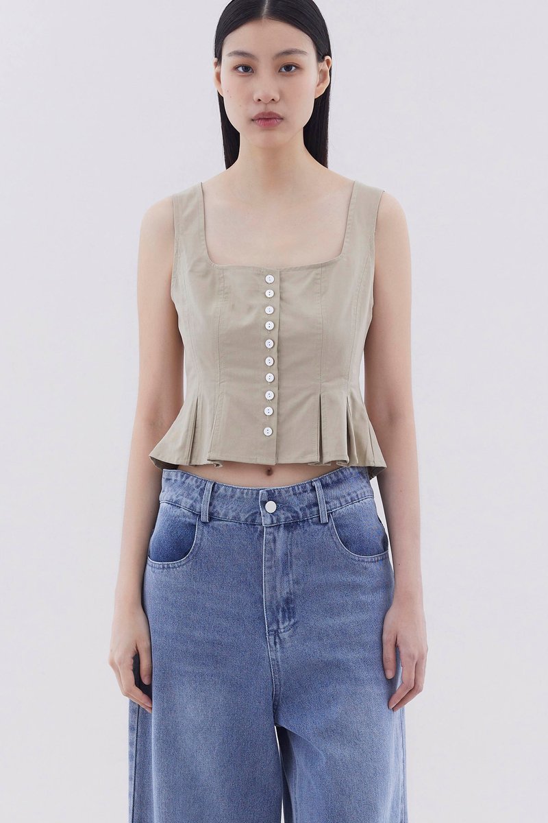 Yolenda Fluted Top