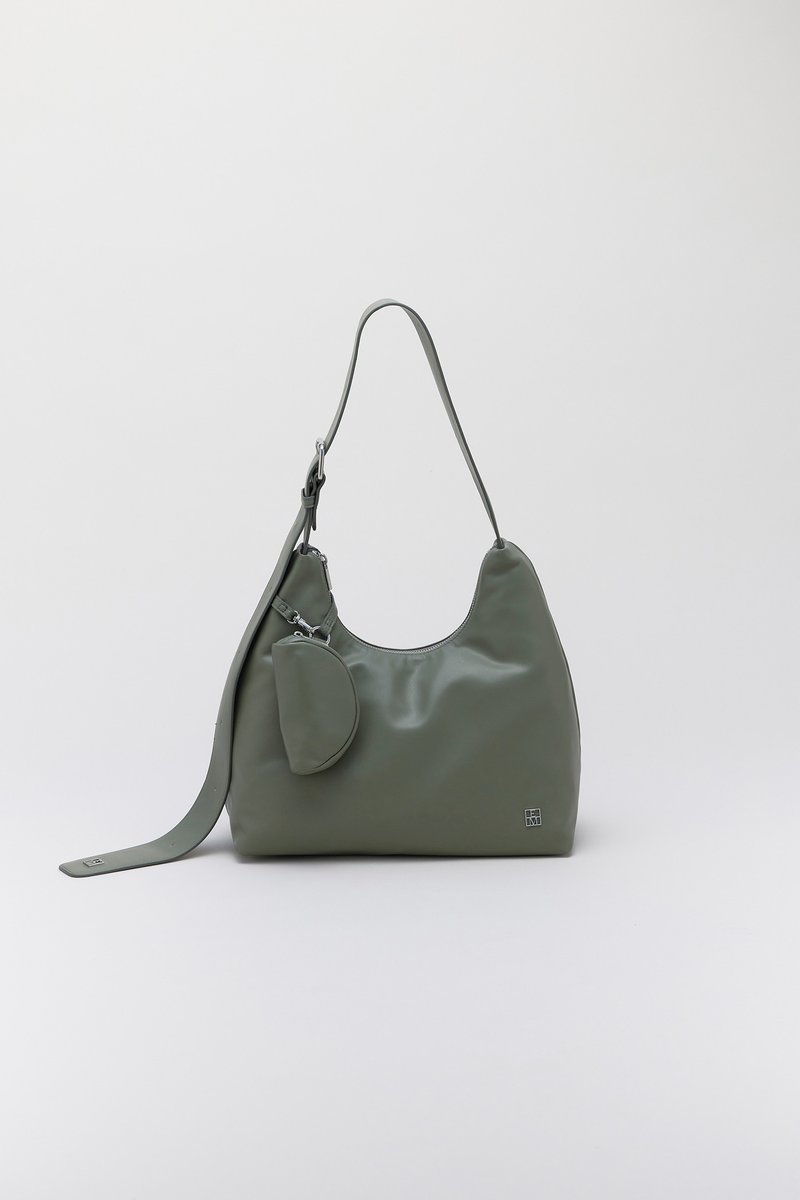 Jil Large Shoulder Bag