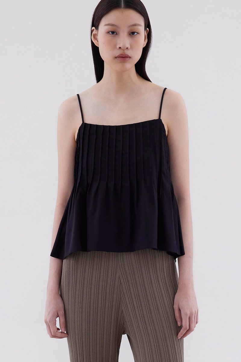 Trixcia Pleated Top