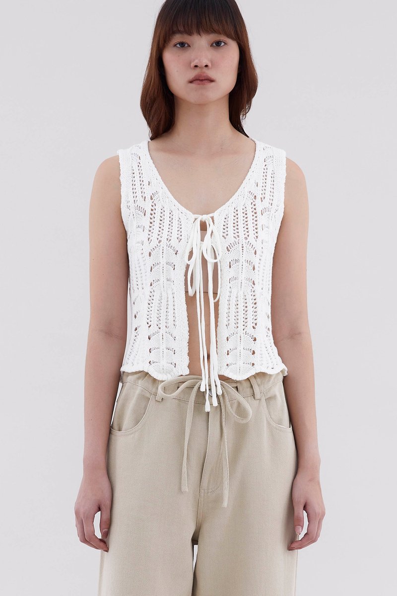 Noelda Front Tie Crochet Vest