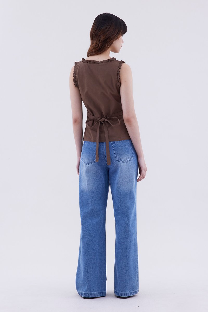 Rosette V-Neck Fitted Top