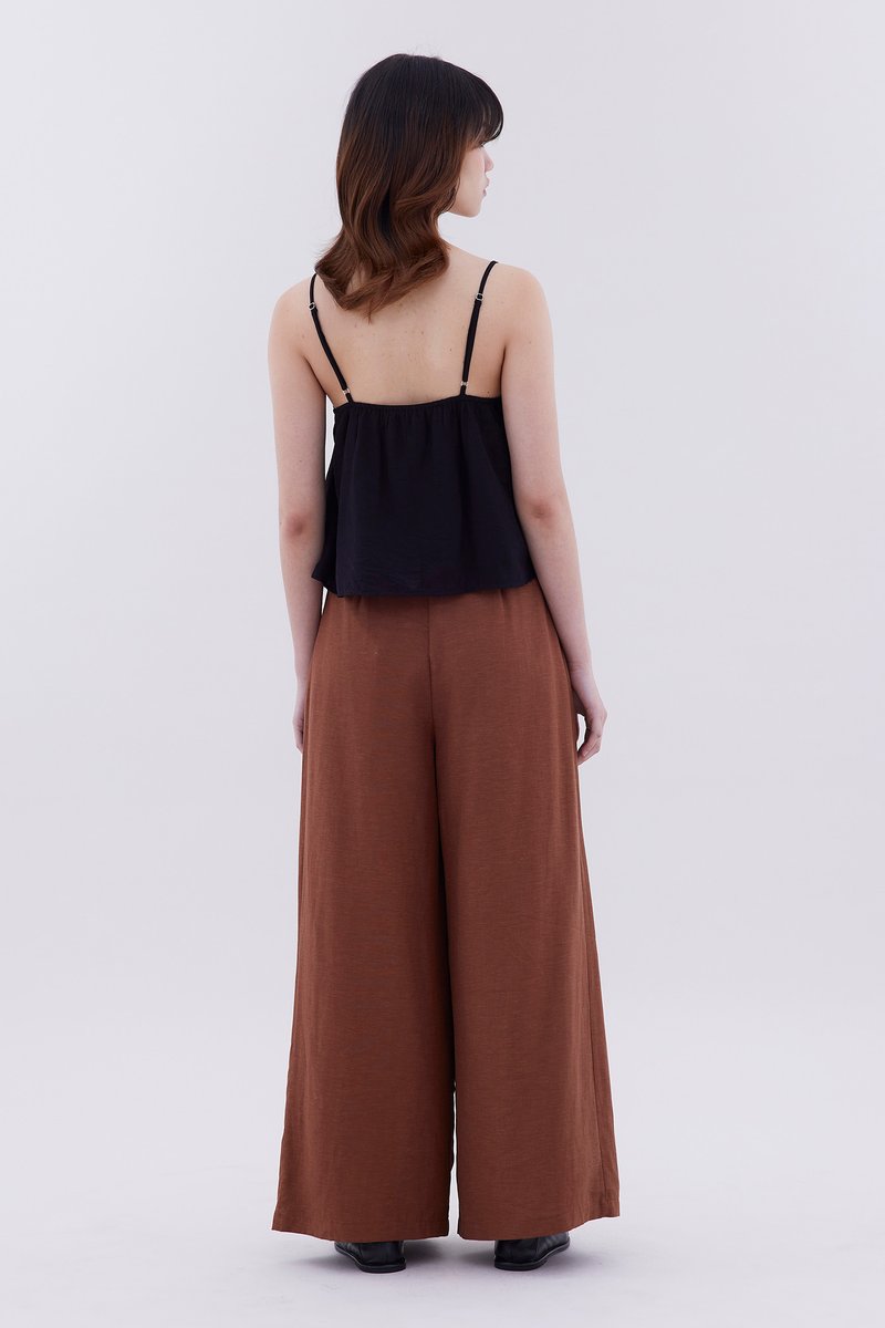 Felicia Swing Top