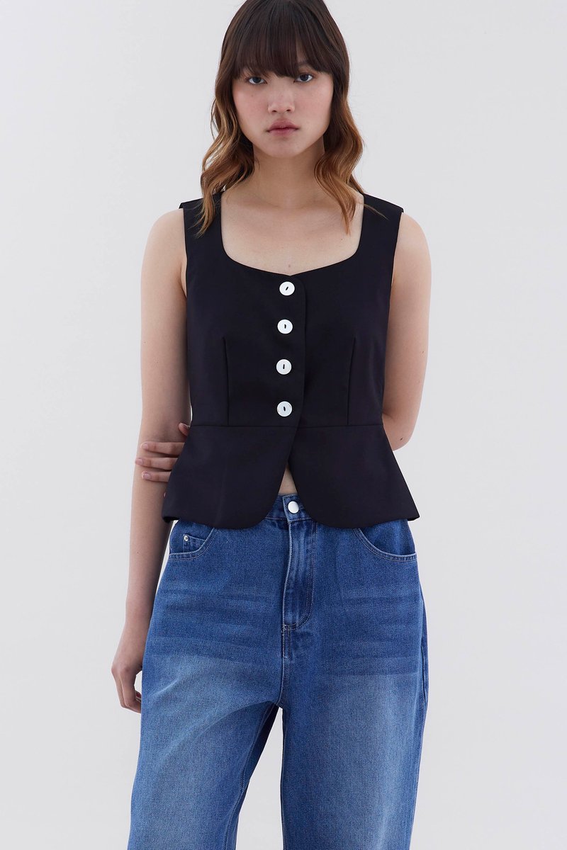 Paely Open-Slit Top