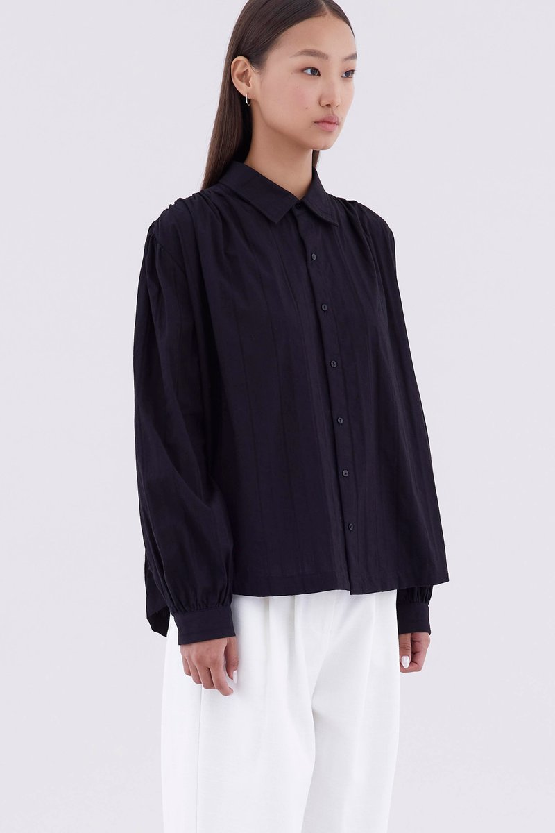 Rikeyla Gathered Oversize Shirt
