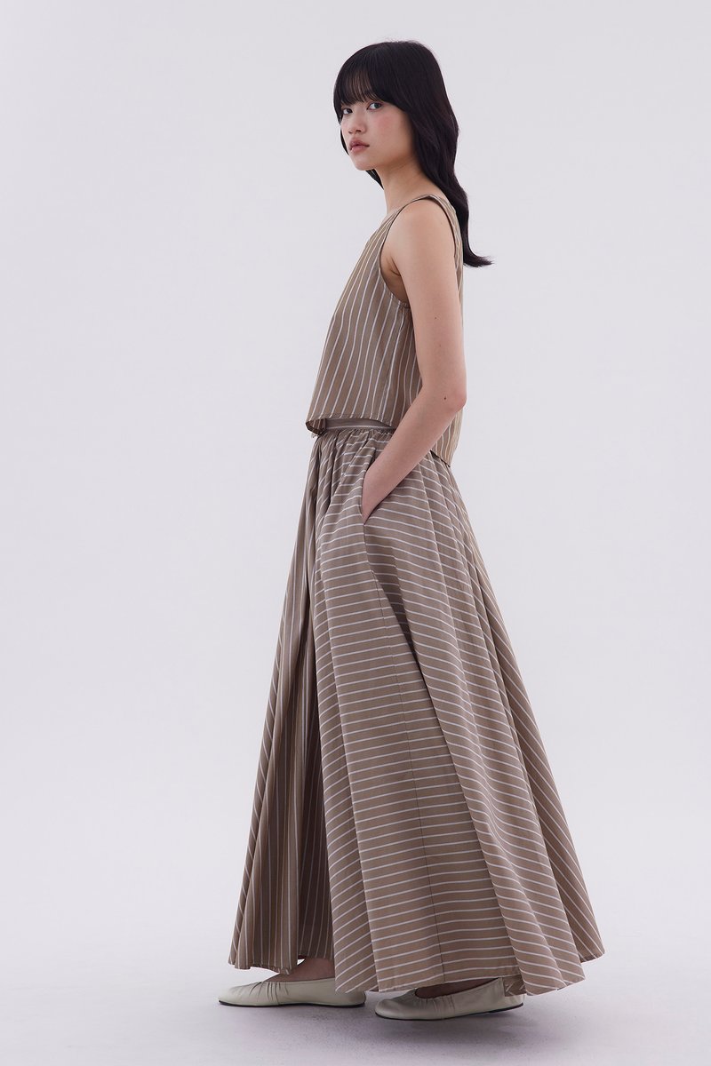 Jeenevia Full Skirt
