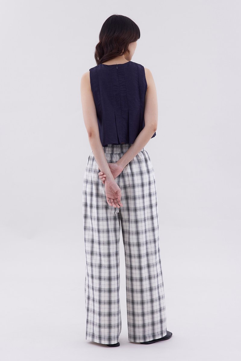 Lyno Pleated Top
