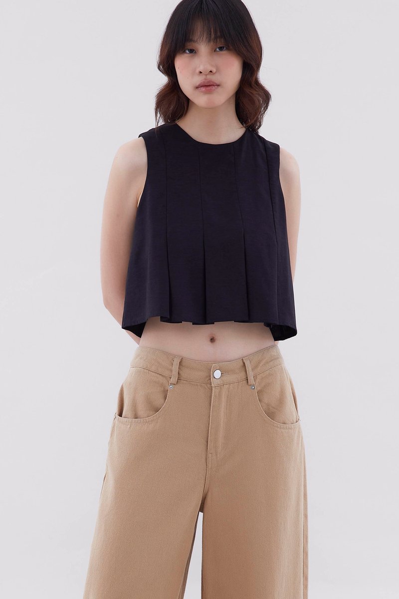 Lyno Pleated Top