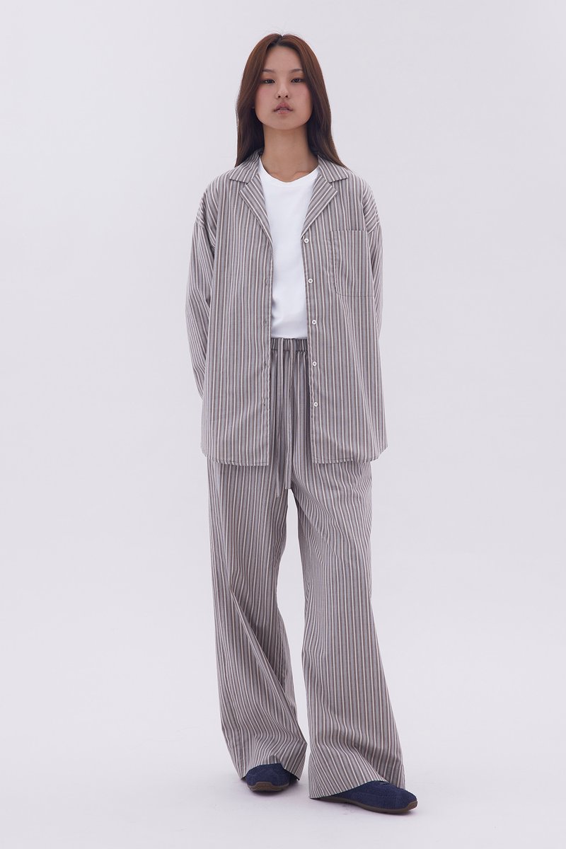 Rise Rise Classic Straight Leg Pants