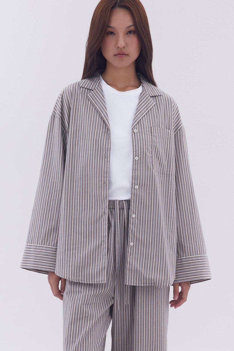 Notched Collar Oversized Shirt
