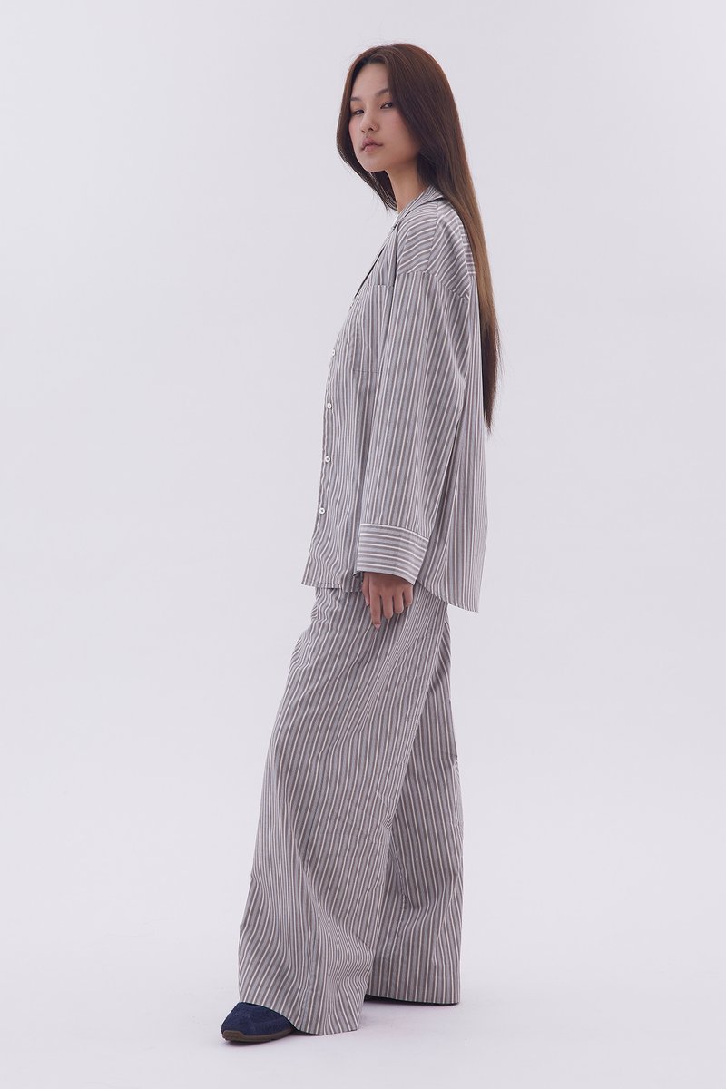 Notched Collar Oversized Shirt