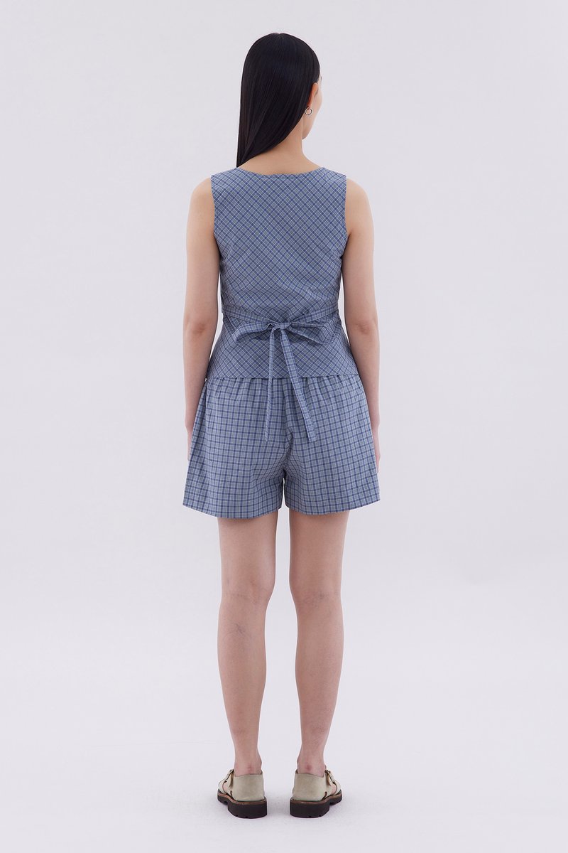 Gyral V-Neck Fitted Top