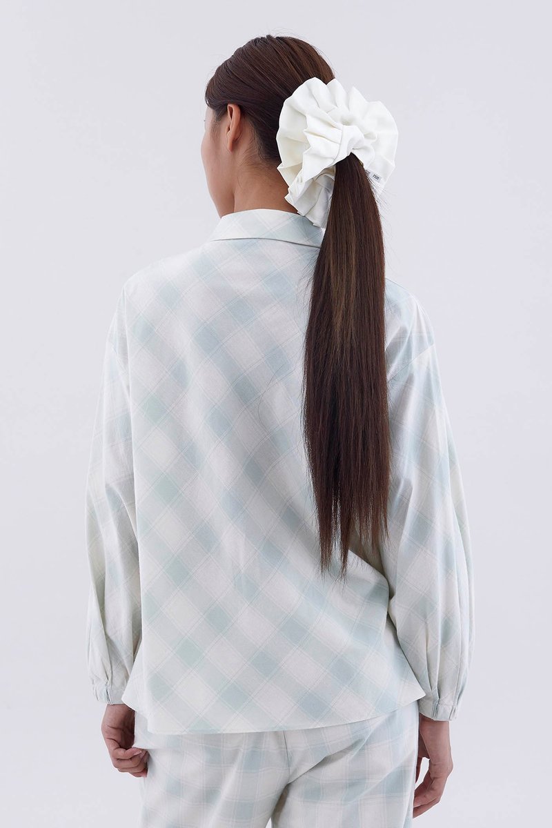 Pleated Crepe Sateen Oversized Scrunchie