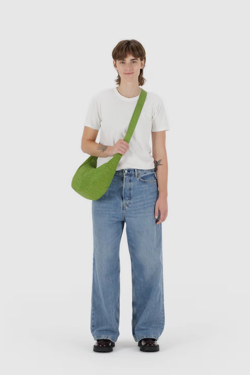 Baggu Medium Nylon Crescent Bag