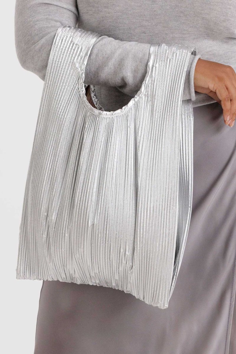 Baggu Pleated
