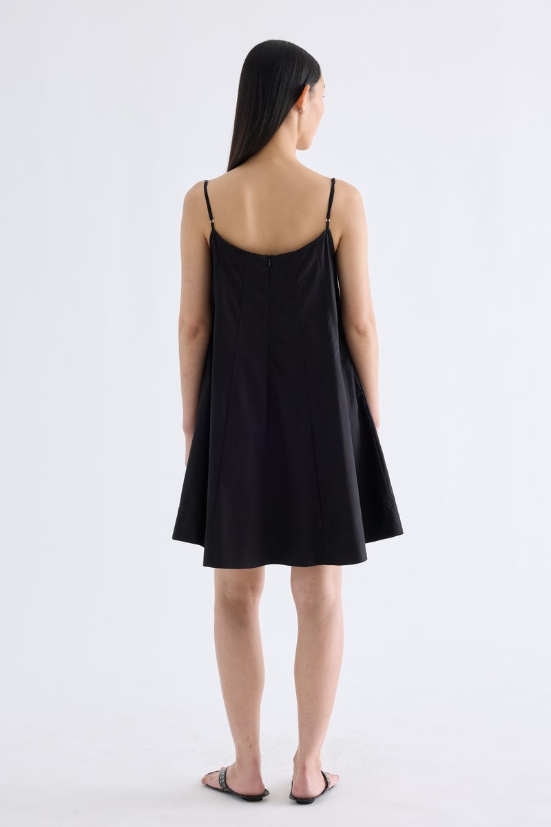 Anouk Flare Dress