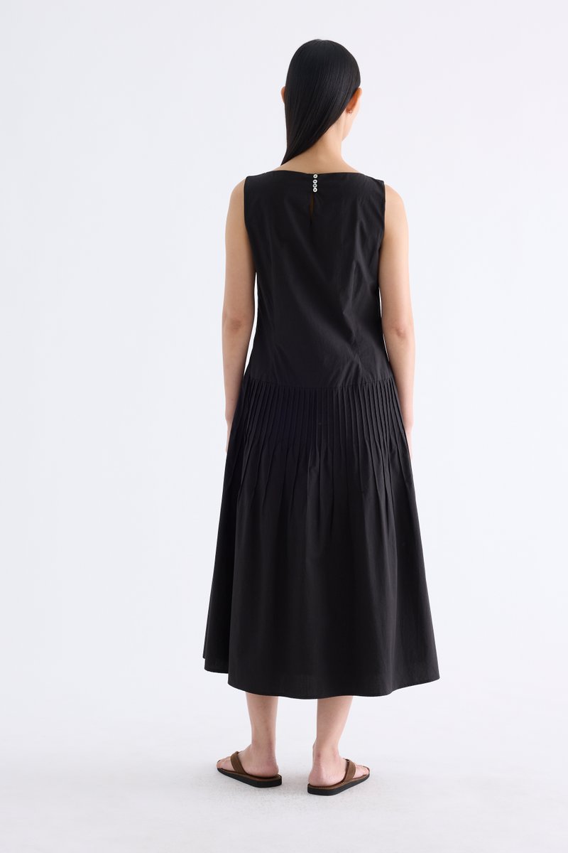 Geneviv Pleat Waist Dress