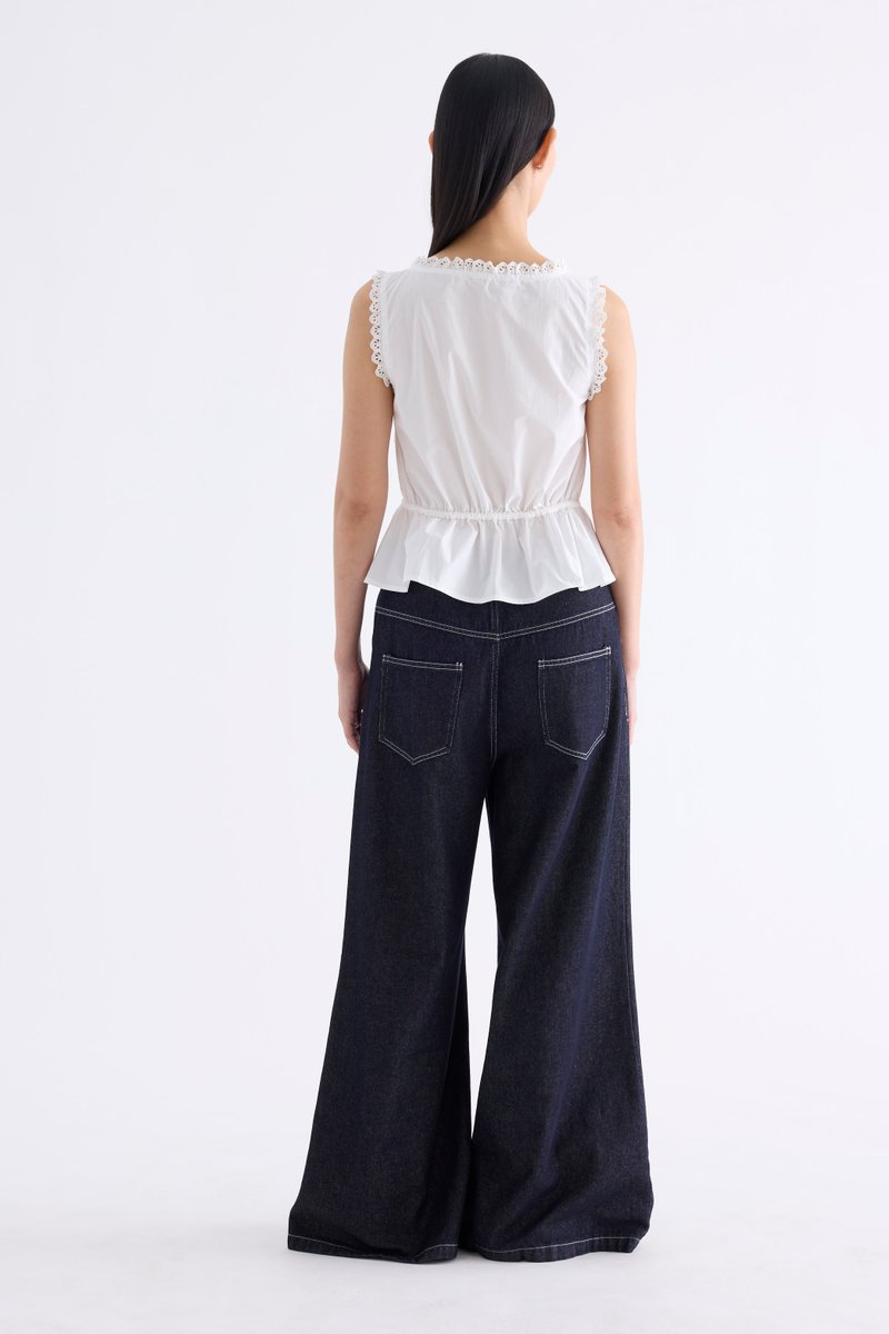 Leadow Lace-Trim Top