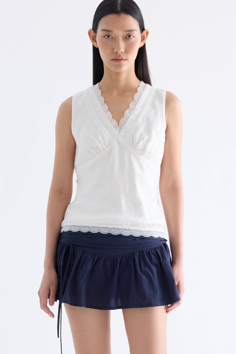 Jesabel V-Neck Fitted Top