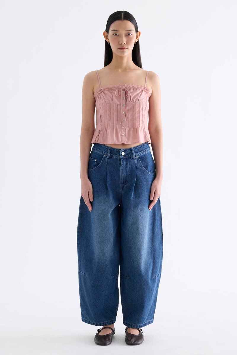 Joane Mid-Rise Barrel Leg Jeans