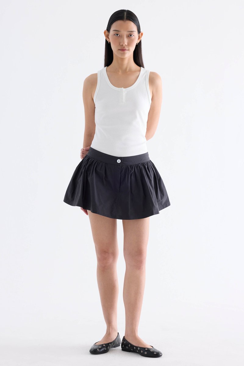 Yvelyn Low-Rise Gather Mini Skorts