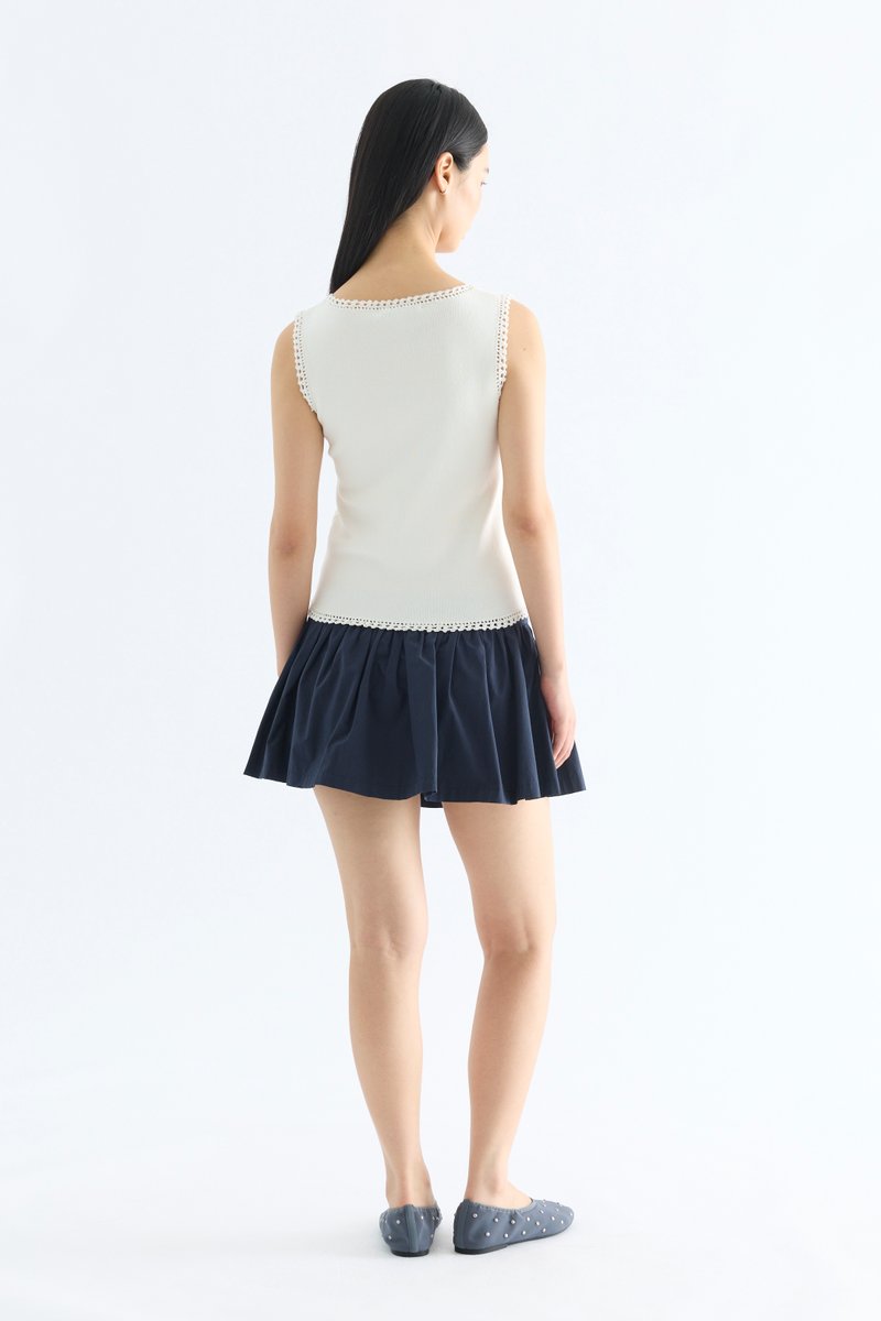 Decole Crochet Trim Knit Tank