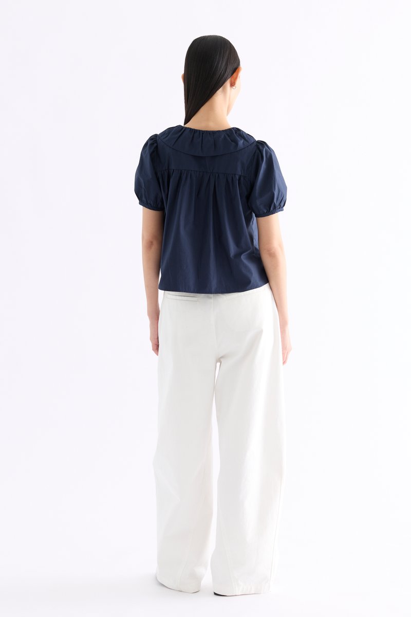 Emberlyn Peterpan-Collar Blouse