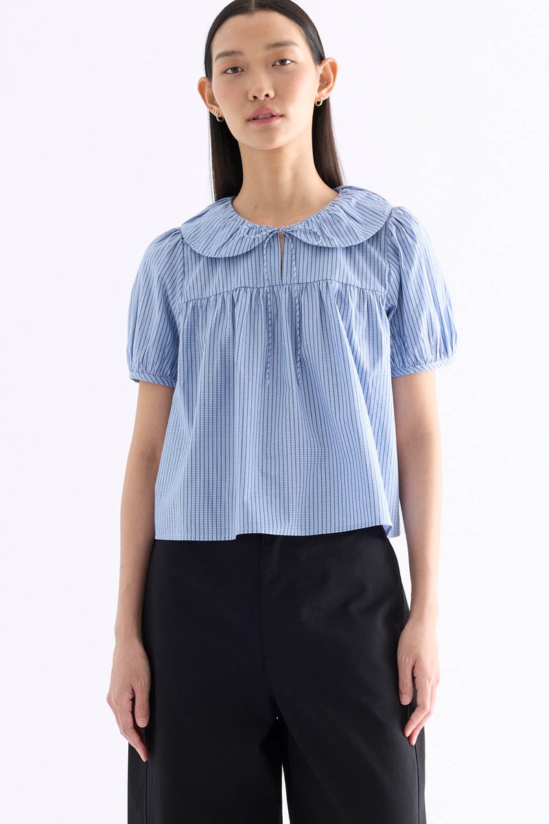Emberlyn Peterpan-Collar Blouse