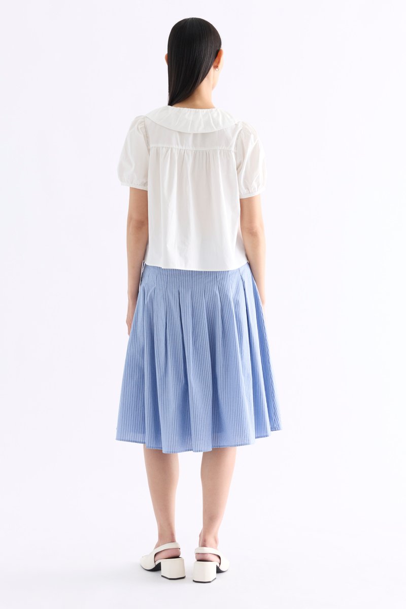 Emberlyn Peterpan-Collar Blouse