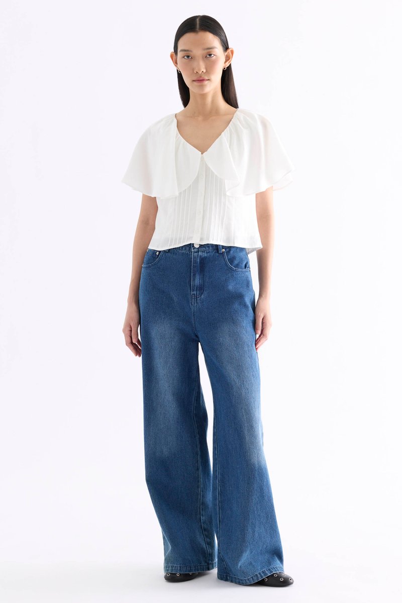 Jenesis Flutter Sleeve Top