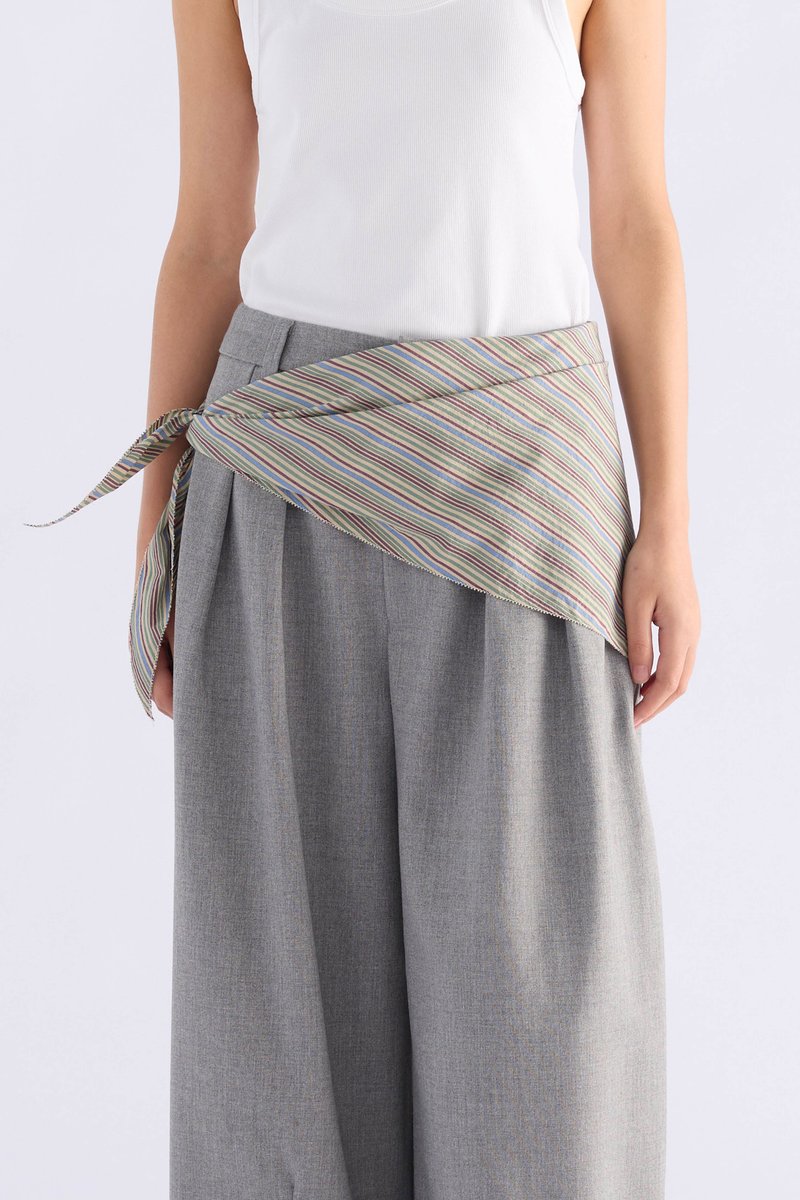 Soi Triangle Scarf