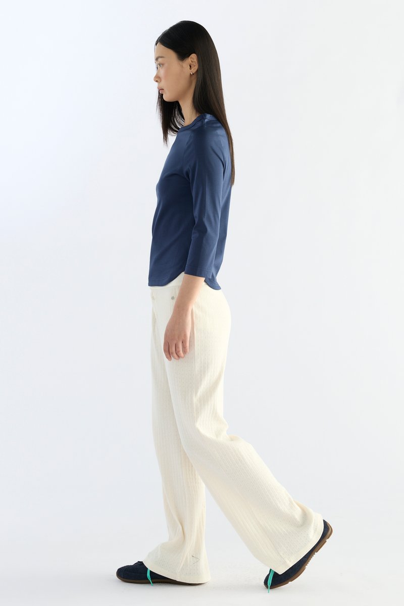 Wide-Neck Mid-Sleeve Tee