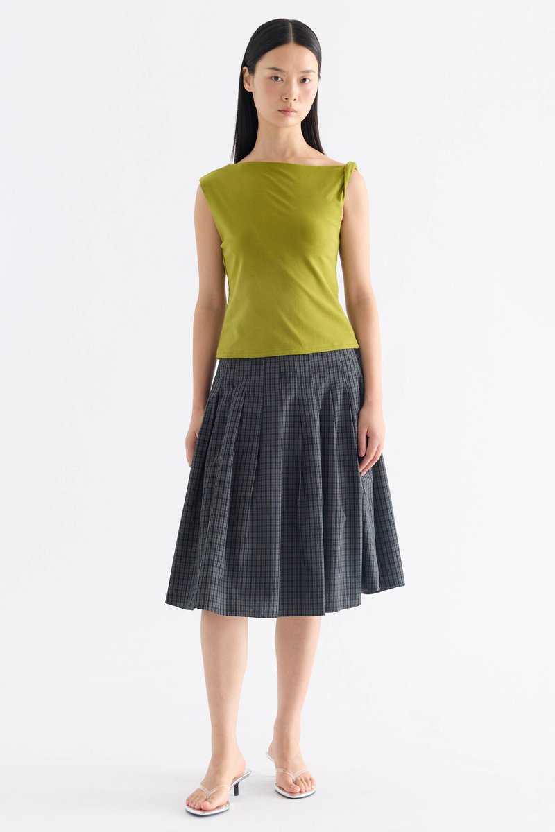 Lavena Pleated Half Skirt
