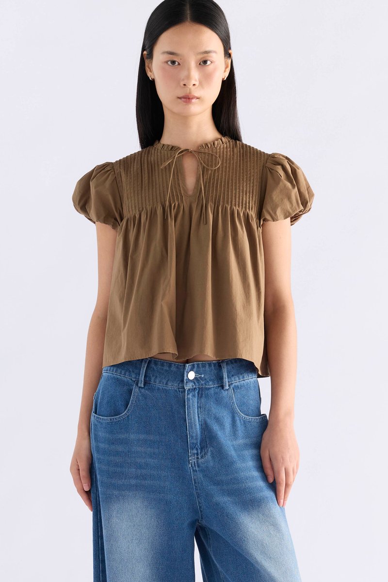 Drenna Swing Top