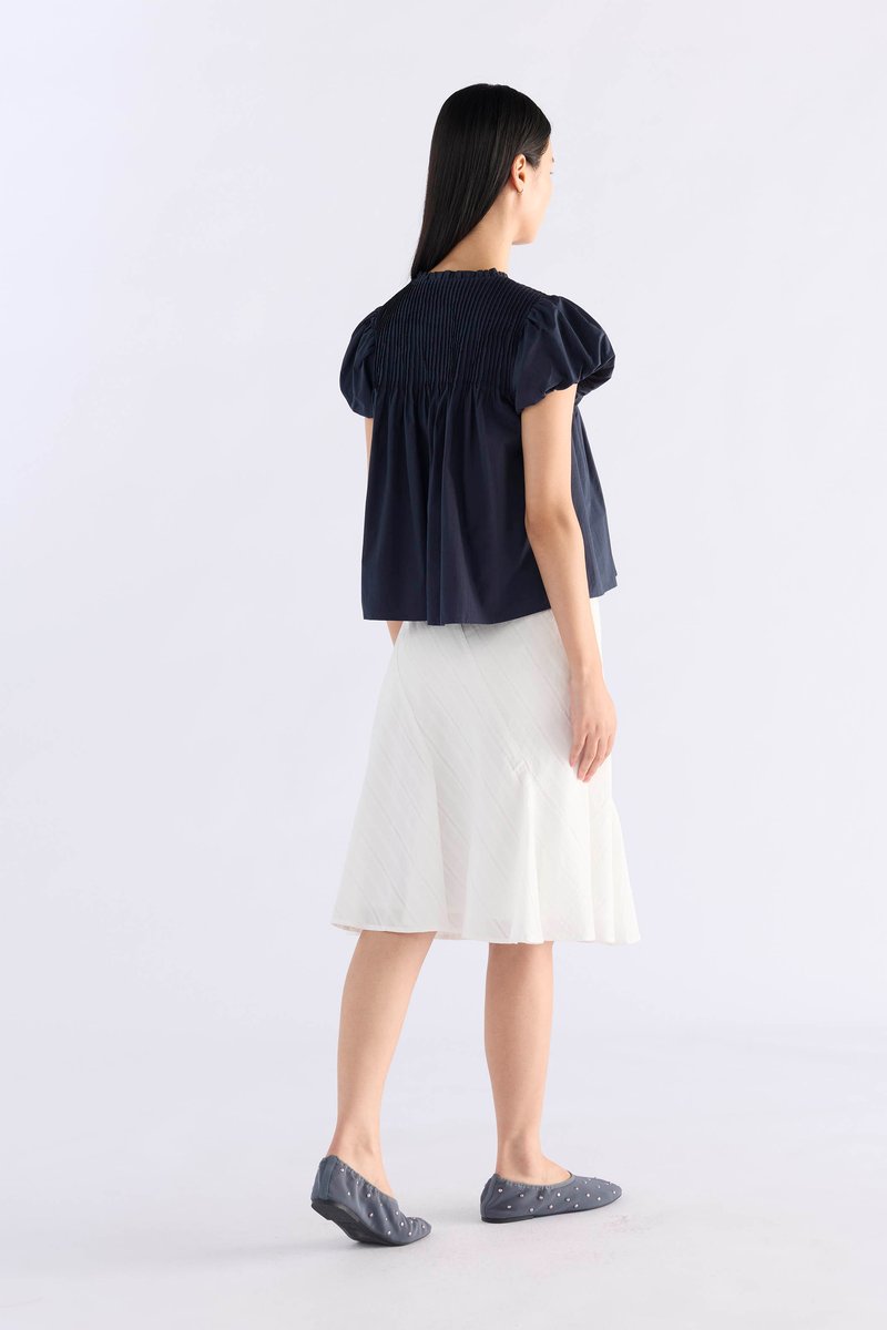 Drenna Swing Top