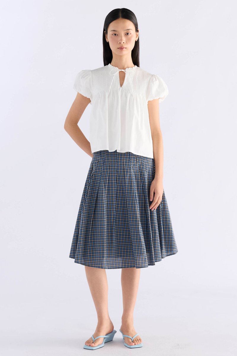 Drenna Swing Top