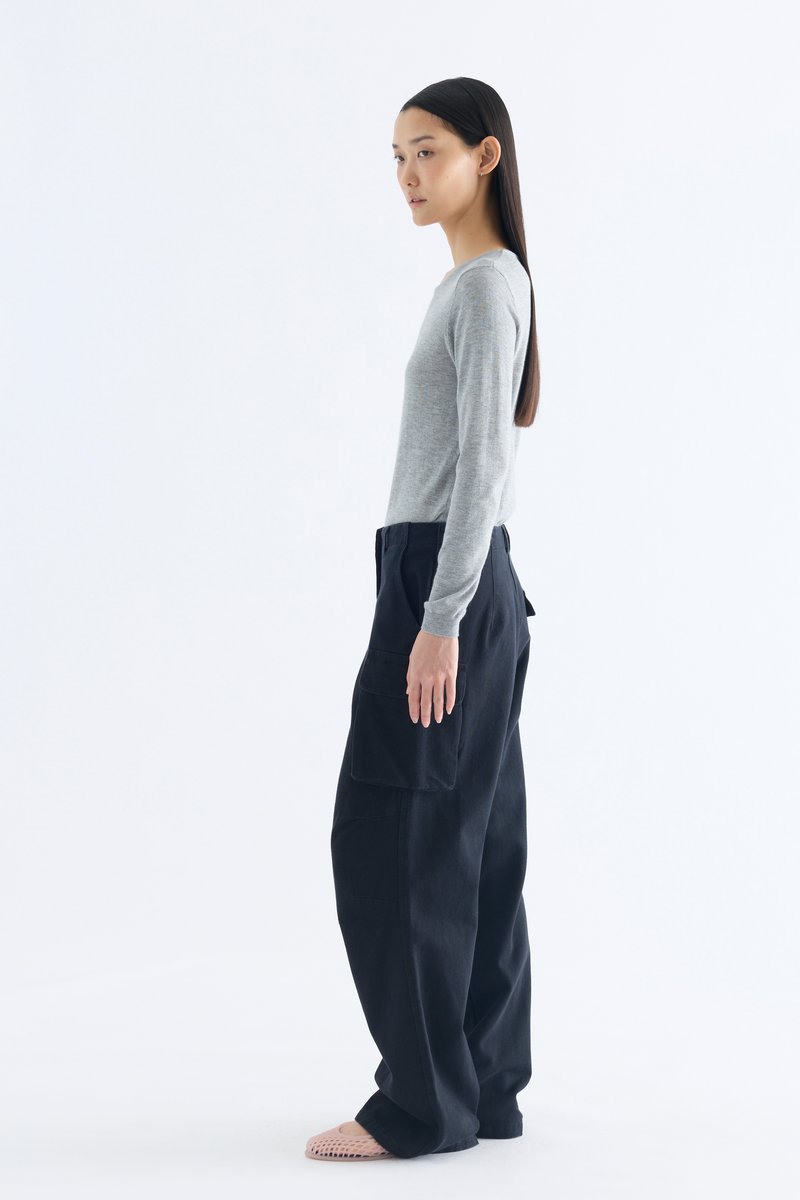 Carlo Mid-Rise Straight Leg Cargo Jeans