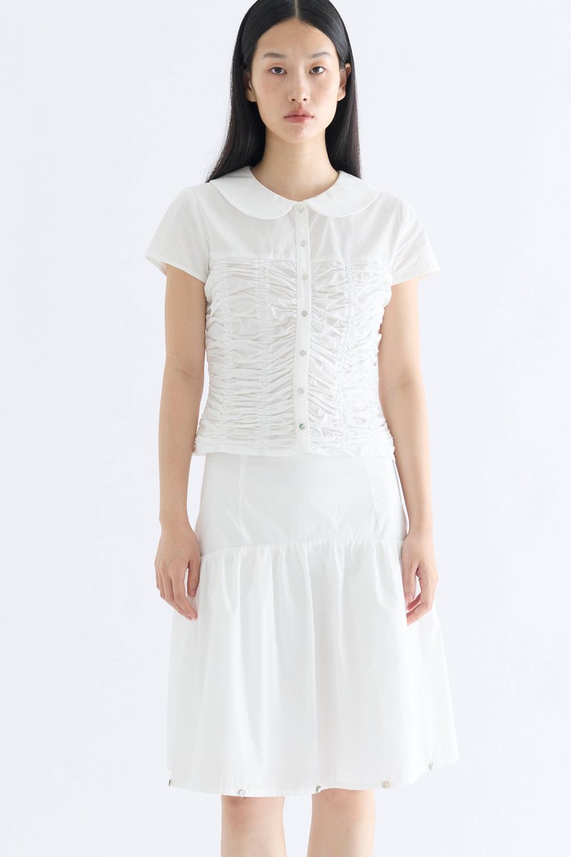 Josie Peterpan-Collar Ruch Blouse