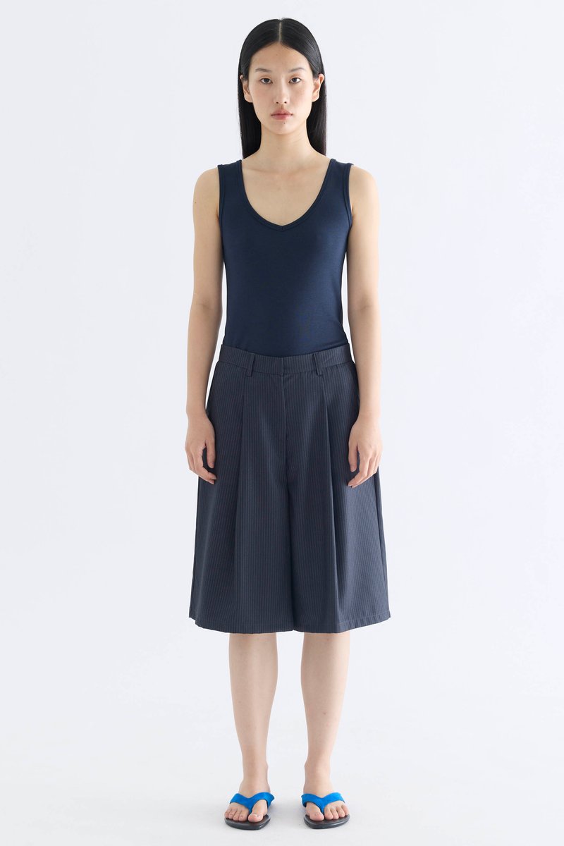 Penny Mid-Rise Pleat Berms