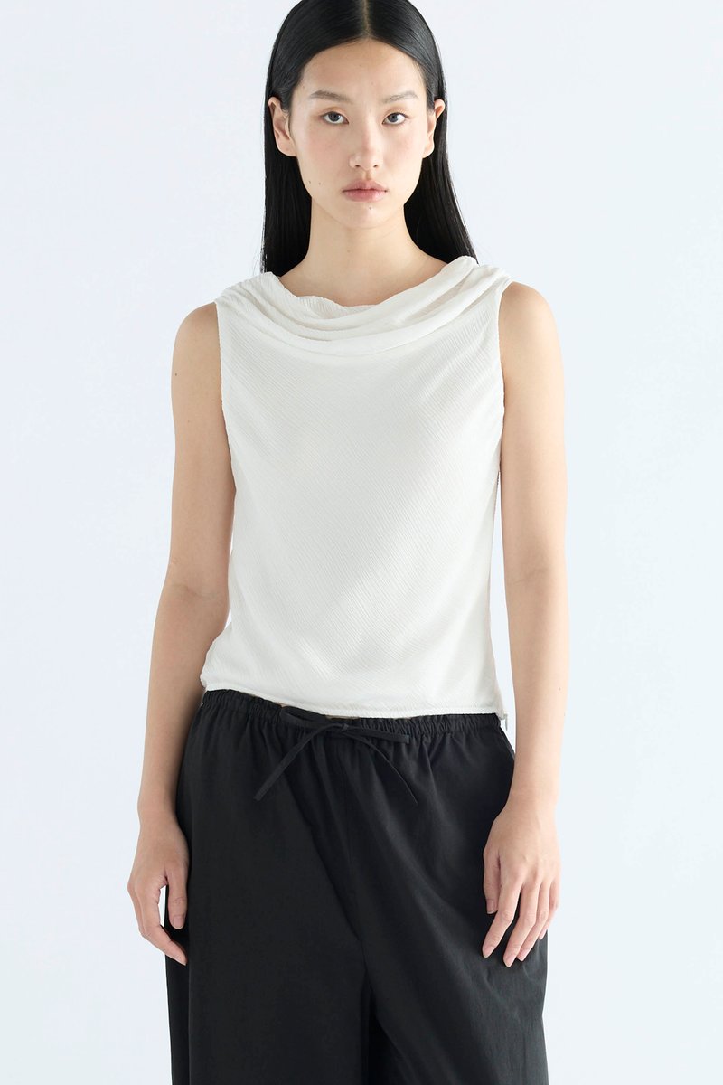 Cassi Drape Fitted Top