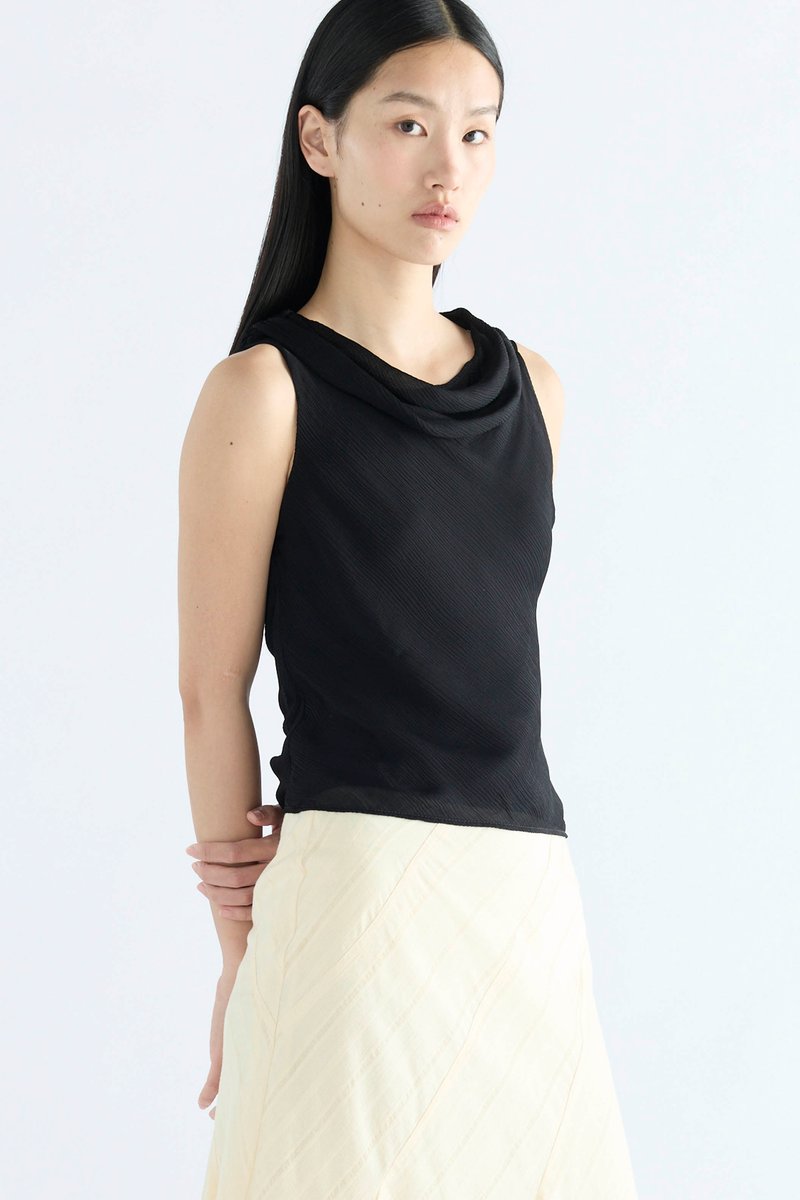 Cassi Drape Fitted Top
