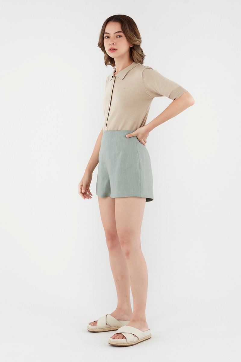Corena Linen Relaxed Shorts
