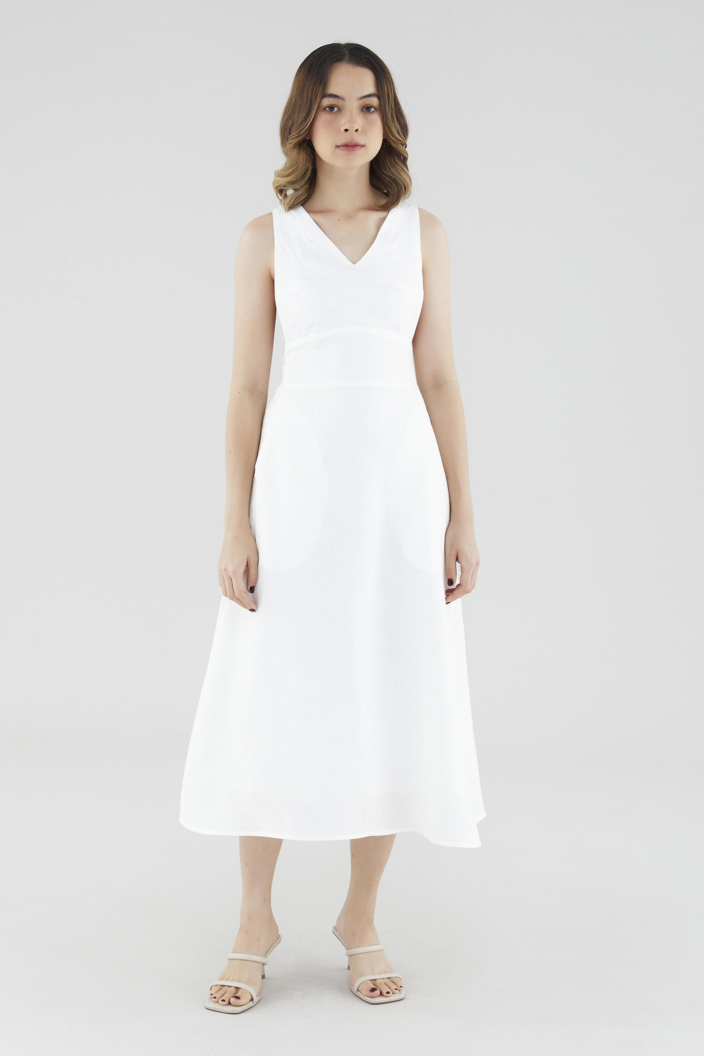 White linen deals v neck dress